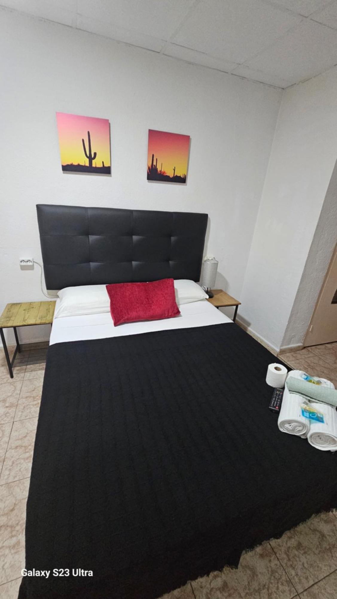 יורט דה מאר Hostal Sol Celeste מראה חיצוני תמונה