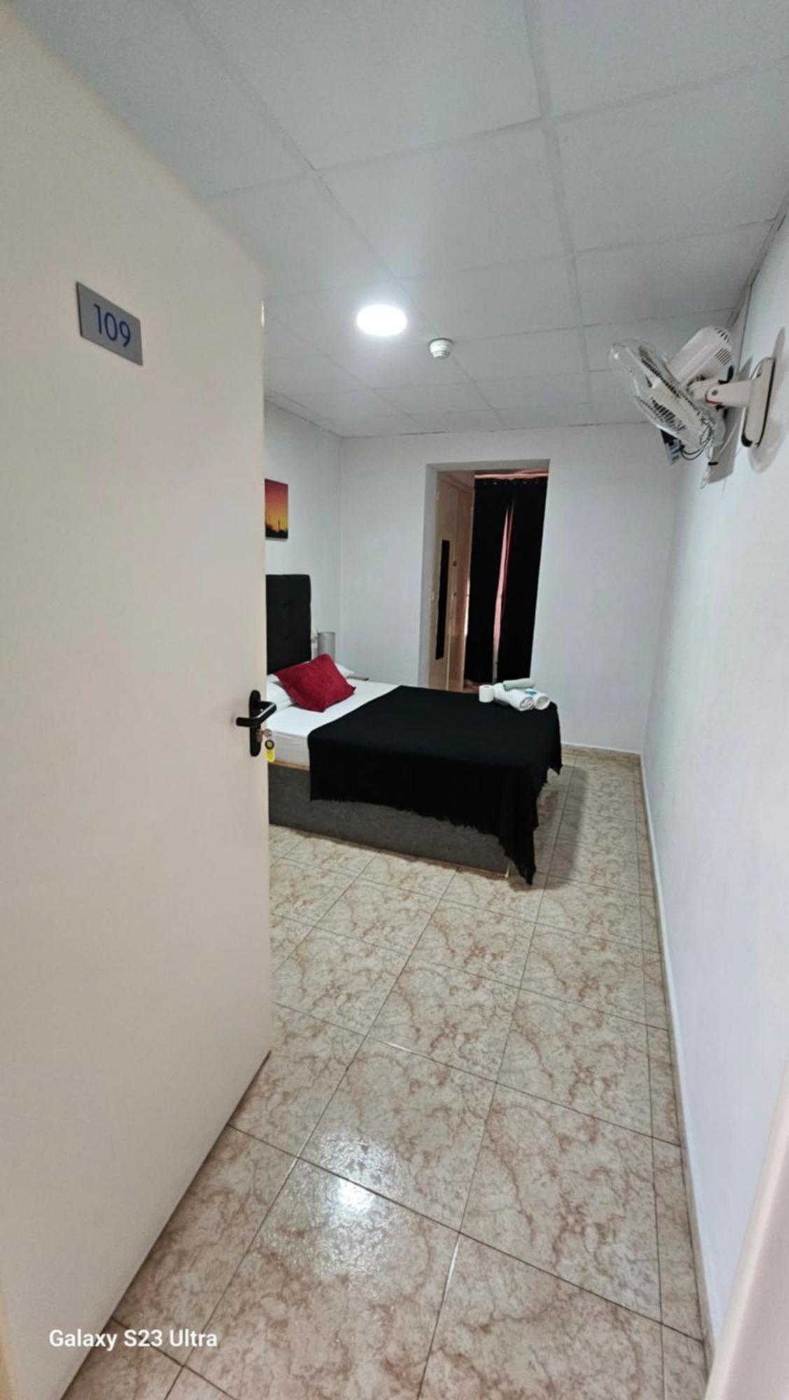יורט דה מאר Hostal Sol Celeste מראה חיצוני תמונה